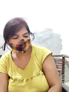 Snapshot of illay_love chatting on October 21, 4:16 am illay love online show from October 21, 4:16 am