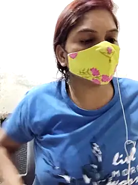 Snapshot of illay_love chatting on October 1, 4:45 pm illay love online show from October 1, 4:45 pm