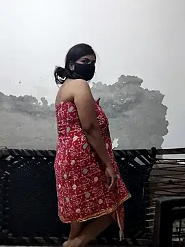 Snapshot of illay_love chatting on October 30, 5:10 am illay love online show from October 30, 5:10 am