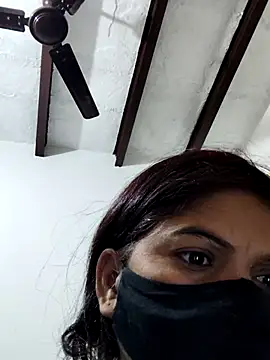 Snapshot of illay_love chatting on October 20, 3:09 am illay love online show from October 20, 3:09 am