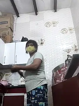 Snapshot of illay_love chatting on September 12, 1:07 pm illay love online show from September 12, 1:07 pm