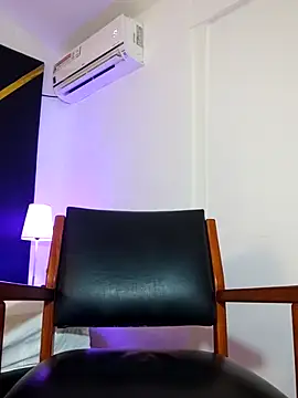 Snapshot of Adel_Nesbiit chatting on October 21, 7:51 pm Adel Nesbiit online show from October 21, 7:51 pm