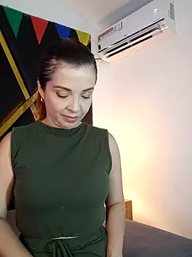 Snapshot of Adel_Nesbiit chatting on October 3, 7:52 pm Adel Nesbiit online show from October 3, 7:52 pm