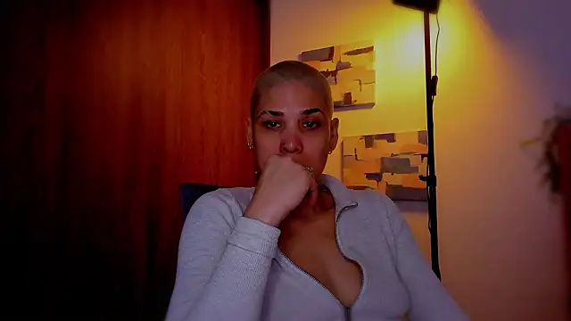 Charlee pink online show from March 13, 4:03 am