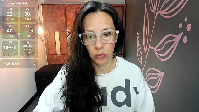 Abrillee1 online show from November 11, 12:02 pm