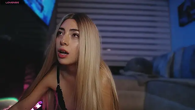 channel blonde a online show from October 5, 6:18 am