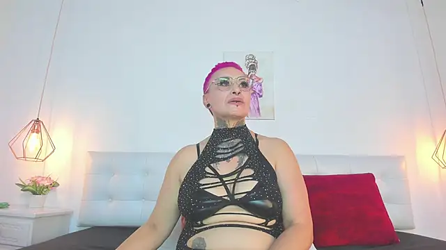 SandyyRose online show from October 31, 4:14 am