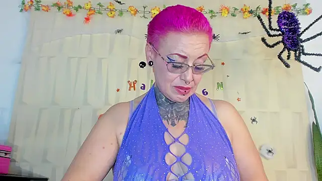 SandyyRose online show from October 18, 4:59 am