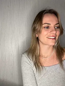 Snapshot of Milla__one chatting on October 11, 5:26 pm Milla one online show from October 11, 5:26 pm