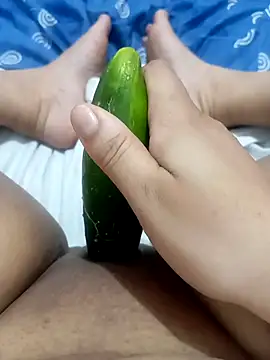 Snapshot of ambarlennoix chatting on October 24, 5:58 am ambarlennoix online show from October 24, 5:58 am