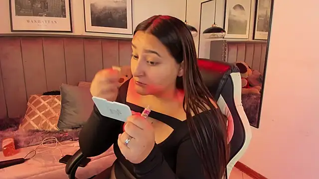 Alaia Cute online show from September 20, 4:00 am