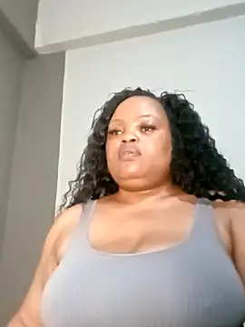 Snapshot of hugemelonsxxx chatting on October 17, 7:50 pm hugemelonsxxx online show from October 17, 7:50 pm