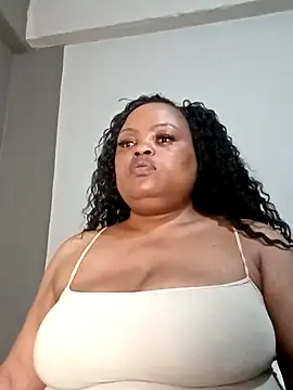 Snapshot of hugemelonsxxx chatting on October 18, 7:59 pm hugemelonsxxx online show from October 18, 7:59 pm