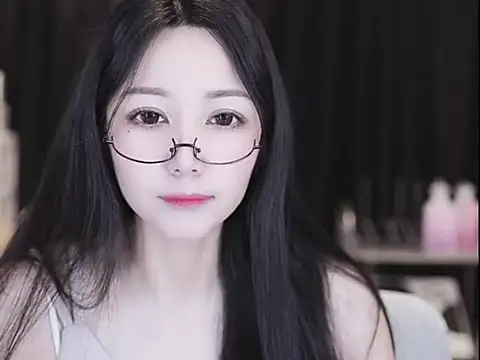 Nuyoah-77 online show from April 21, 5:36 am