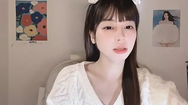 -Hottie online show from November 13, 4:28 pm