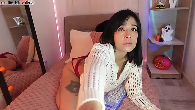 Snapshot of ValeriaCox chatting on October 19, 5:26 pm ValeriaCox online show from October 19, 5:26 pm