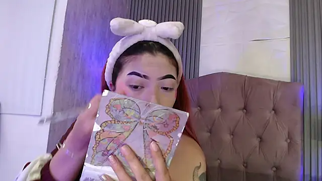 Mia Rinn online show from November 7, 2:11 pm