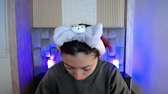 Mia Rinn online show from September 26, 1:09 pm