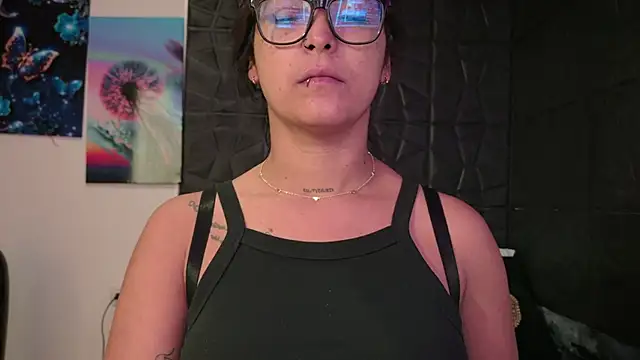 Snapshot of graceymilf666 chatting on October 29, 11:47 am graceymilf666 online show from October 29, 11:47 am