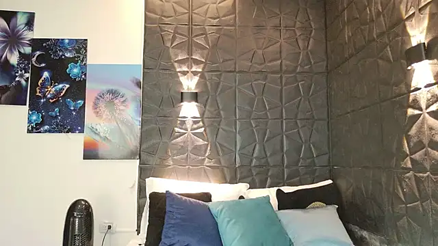 Snapshot of graceymilf666 chatting on September 17, 11:30 am graceymilf666 online show from September 17, 11:30 am