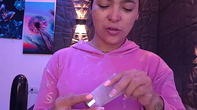 Snapshot of graceymilf666 chatting on October 28, 11:38 am graceymilf666 online show from October 28, 11:38 am