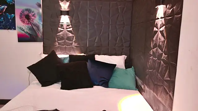 Snapshot of graceymilf666 chatting on October 14, 11:24 am graceymilf666 online show from October 14, 11:24 am