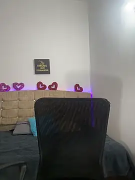 Alice Summer1 online show from December 18, 10:58 pm