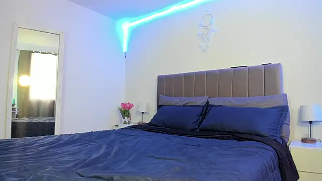 Snapshot of Ori_valentina chatting on October 21, 6:45 pm Ori valentina online show from October 21, 6:45 pm