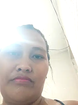 Sweetchuby1995 online show from April 9, 3:39 pm