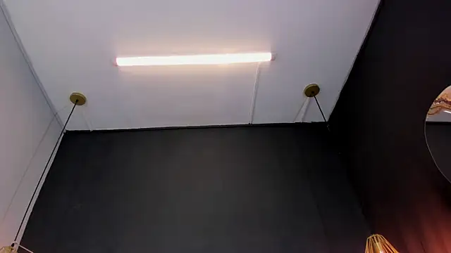 liliandtony online show from December 2, 10:05 am