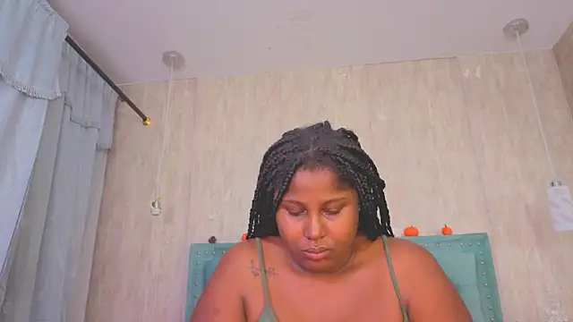 Snapshot of Alexa_roussee chatting on October 19, 1:46 pm Alexa roussee online show from October 19, 1:46 pm