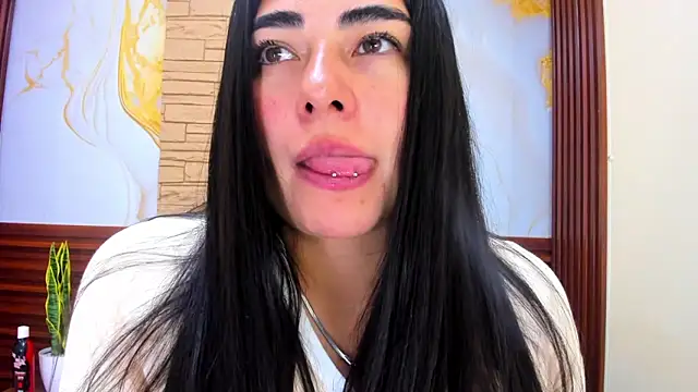 Snapshot of missexy303av chatting on October 8, 10:25 pm missexy303av online show from October 8, 10:25 pm