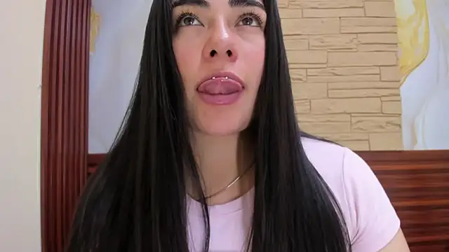 Snapshot of missexy303av chatting on October 1, 4:34 pm missexy303av online show from October 1, 4:34 pm