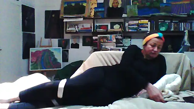 MariaAnaSunshine online show from October 30, 7:15 pm