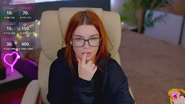 RedShinee online show from October 24, 9:05 am