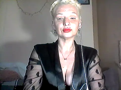 MaryJane441 online show from April 14, 8:20 pm