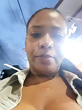 Snapshot of cindy_damm chatting on September 23, 11:14 pm cindy damm online show from September 23, 11:14 pm