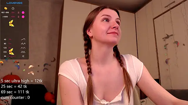 Snapshot of your_jane chatting on October 6, 2:39 am your jane online show from October 6, 2:39 am