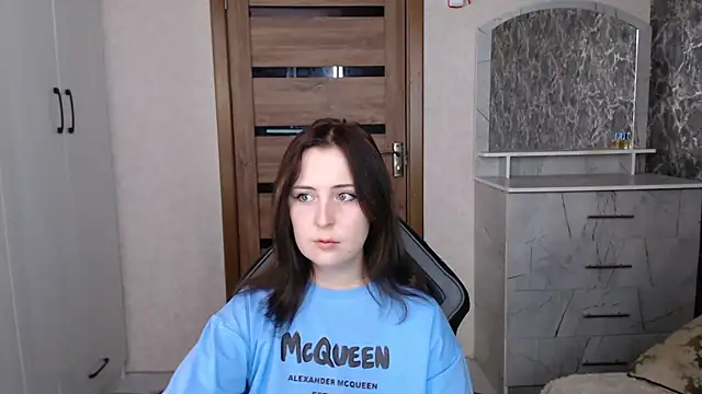 Kristy-Max online show from October 25, 10:56 am