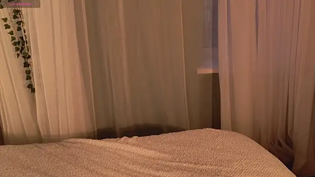 SunnyRisha online show from October 24, 5:03 am