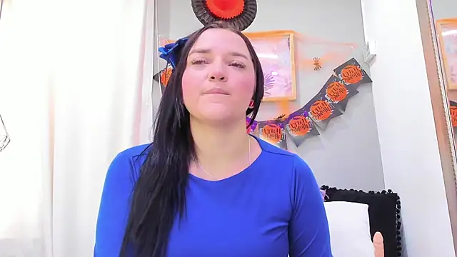 Snapshot of _EmilyJireh_ chatting on October 29, 8:22 pm  EmilyJireh  online show from October 29, 8:22 pm