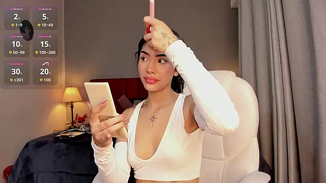 Giovanna oliveira online show from April 5, 5:28 am