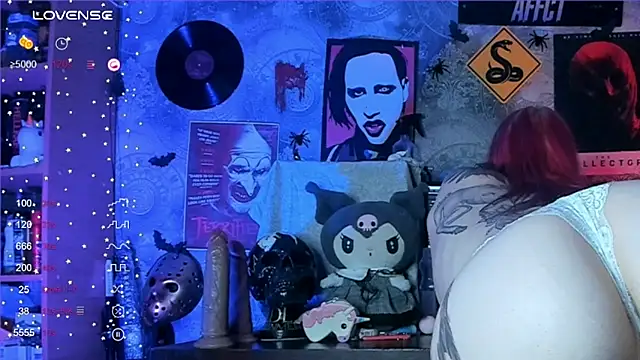 KuromiRacer  online show from October 16, 9:17 pm