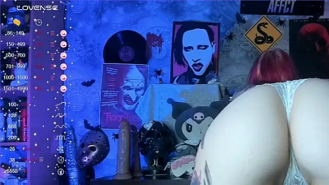 KuromiRacer  online show from October 18, 12:46 am