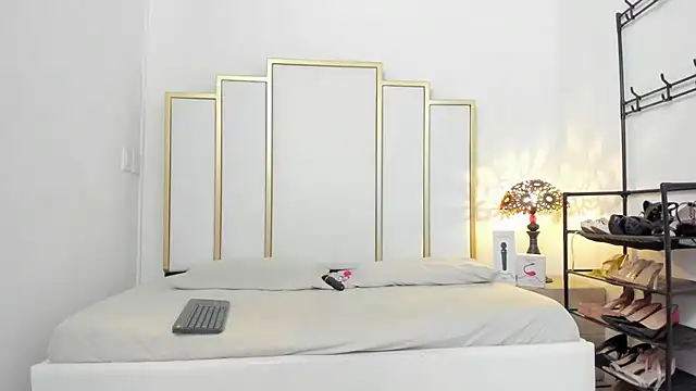 Abycollins online show from October 20, 7:17 pm