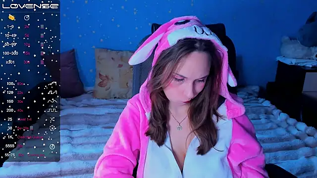 Snapshot of Traneba chatting on October 11, 8:30 am Traneba online show from October 11, 8:30 am