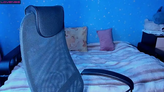 Snapshot of Traneba chatting on October 12, 9:12 am Traneba online show from October 12, 9:12 am