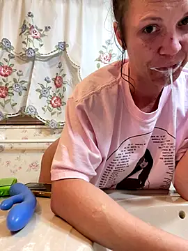 Snapshot of hotNReady6969 chatting on September 25, 5:50 am hotNReady6969 online show from September 25, 5:50 am