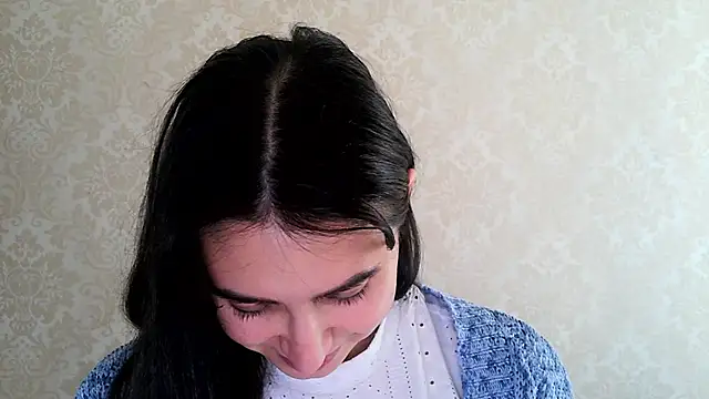 Snapshot of Kashtanka_ chatting on October 8, 8:18 am Kashtanka online show from October 8, 8:18 am