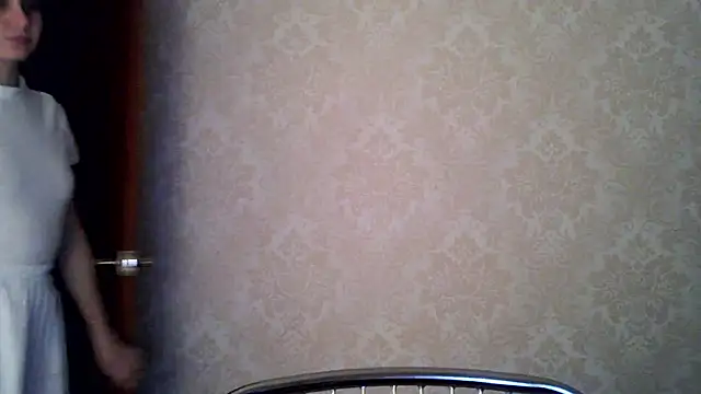 Snapshot of Kashtanka_ chatting on October 31, 5:50 pm Kashtanka online show from October 31, 5:50 pm